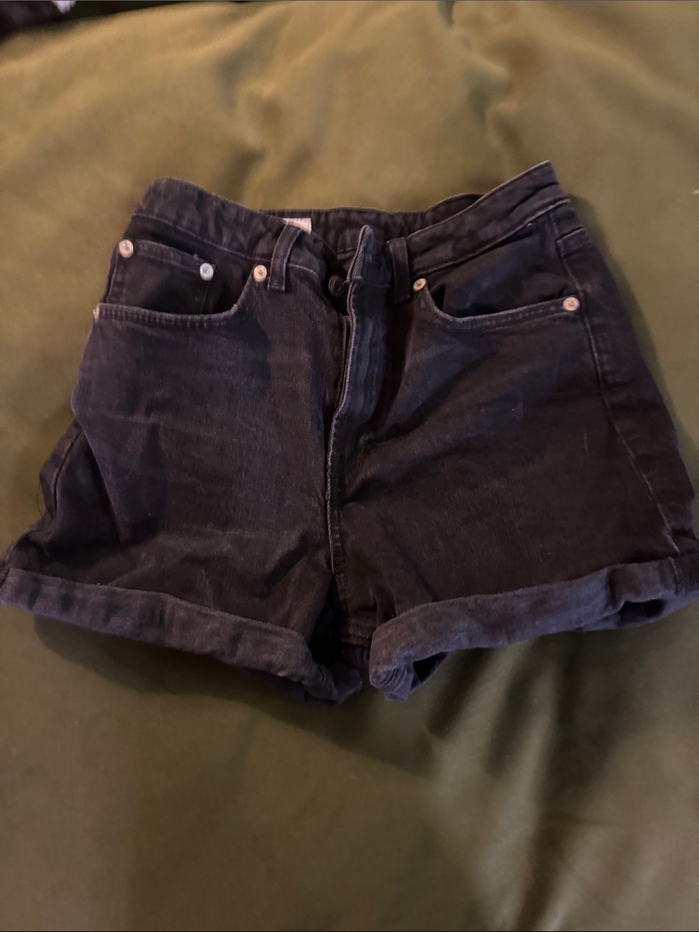 Like new Zara high rise black cuffed shorts